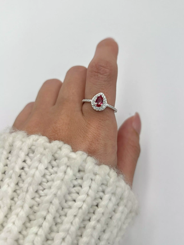 Anel Gota Cravejada Fucsia - Prata 925