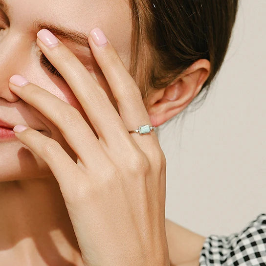 Conjunto Brinco e Anel Pedra Azul Cravejada Moderno Delicado - Prata 925